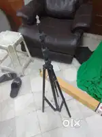 Video camera Tripod
