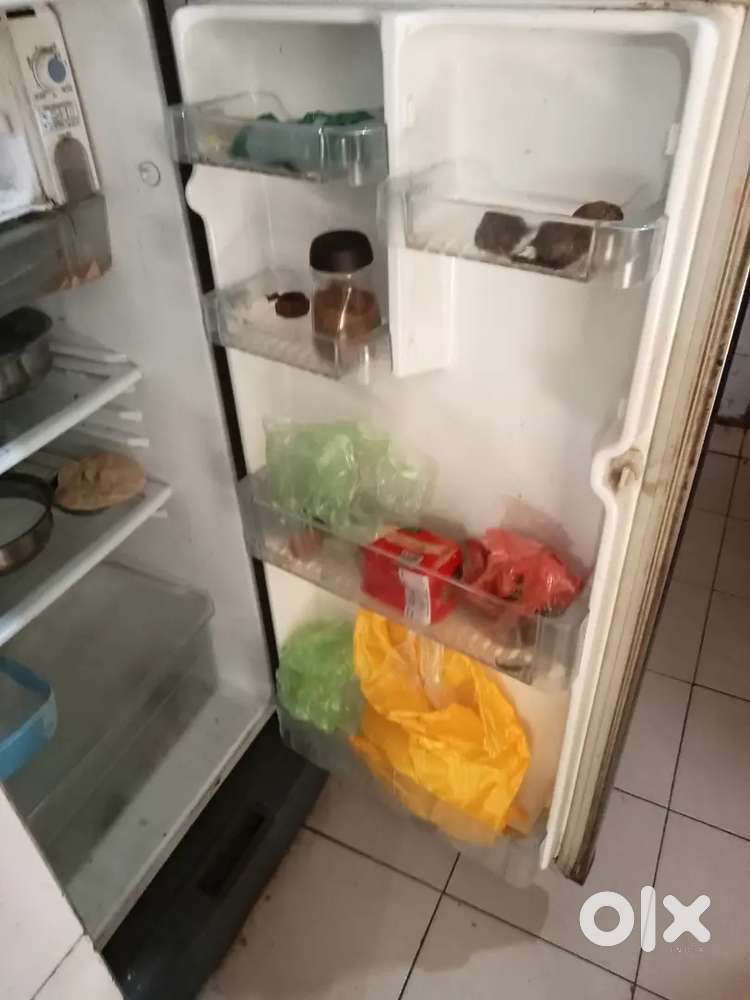 L G fridge
