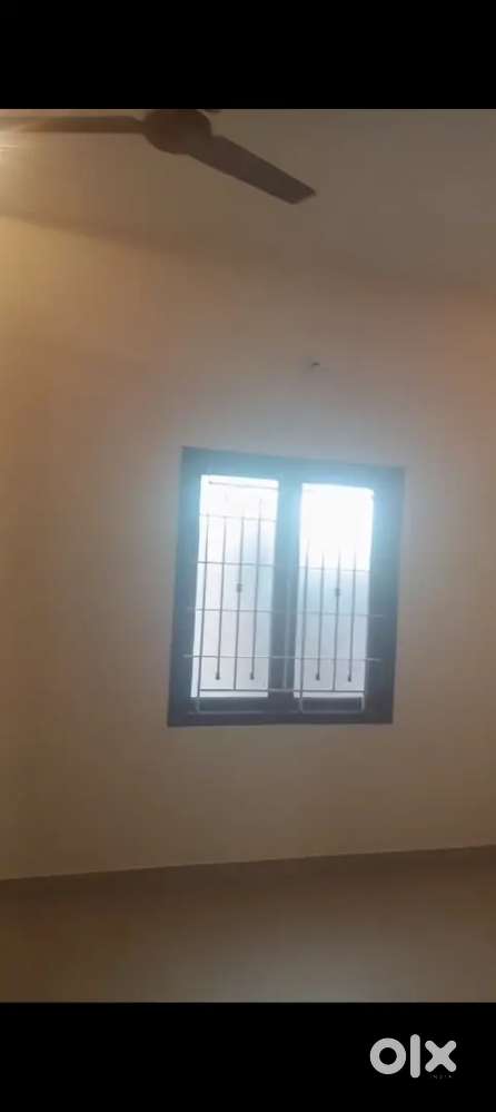 Urgent house for ground floor rent mg road a