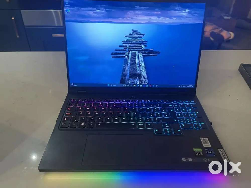 Lenovo Legion Pro 7 16IRX8H 16 (1TB SSD, Intel Core i9 13th Gen., 5.4