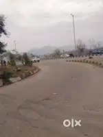 Ladka cahiya fast food k kam mein help k liya