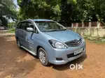 Toyota Innova 2.5 VX 8 STR, 2011, Diesel