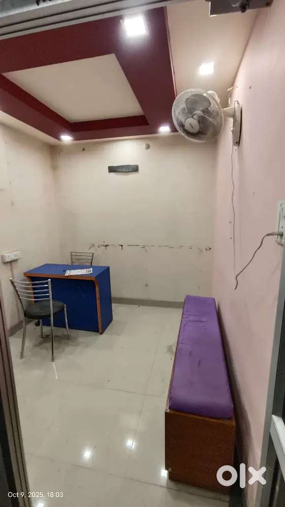 Semi furnished office space at Lalpur chowk