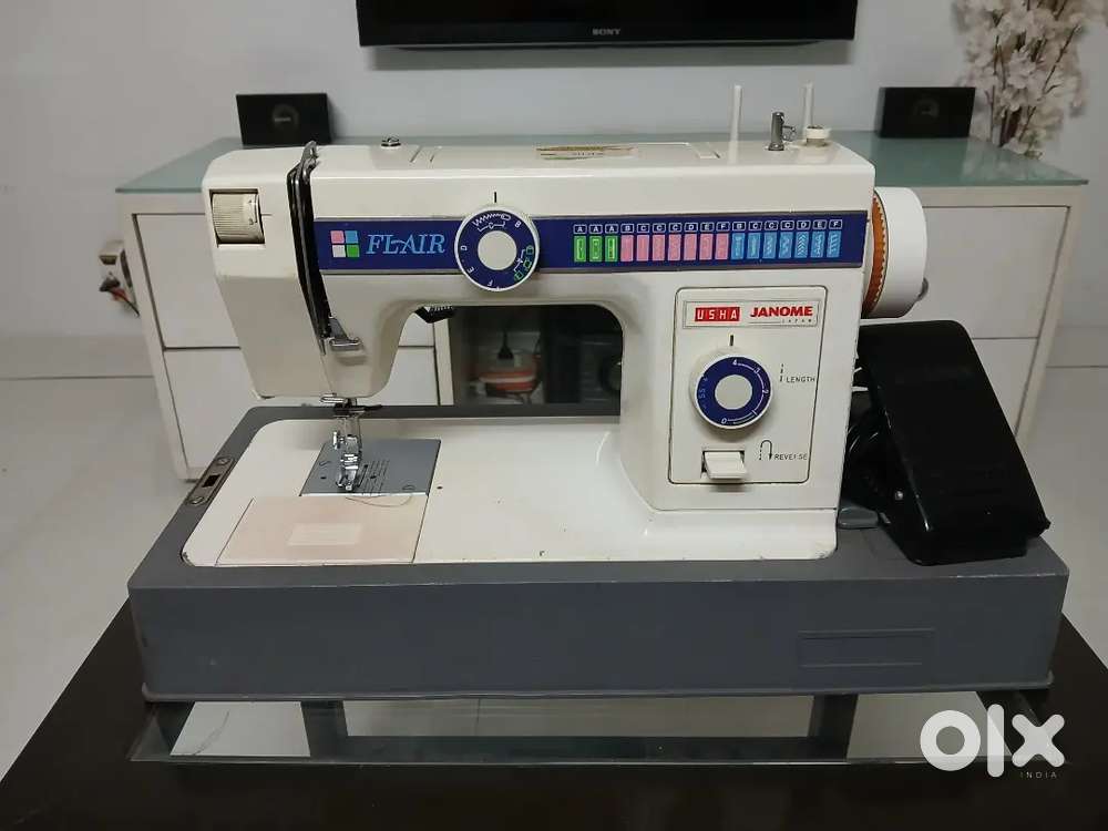 Electronic Sewing Machine