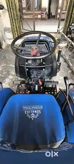 Koi kami nehi hai  4×4 hai new battery hai keval tractor hai