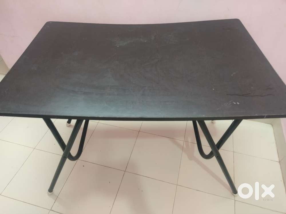 Study and office table