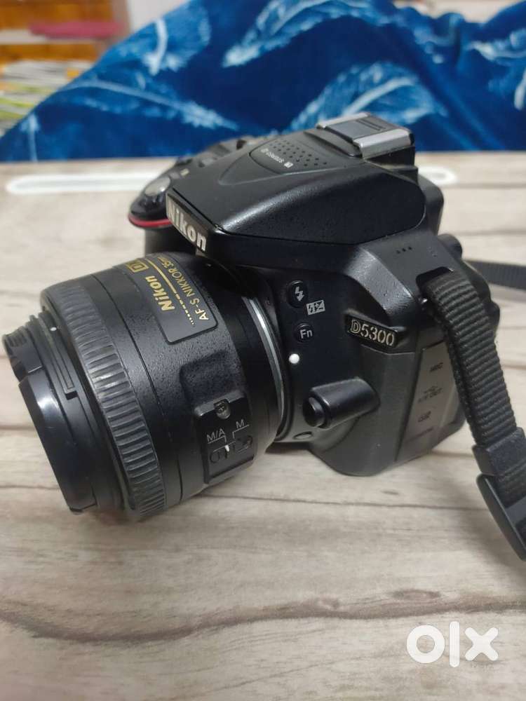 Nikon D 5300 With Prime Lens
