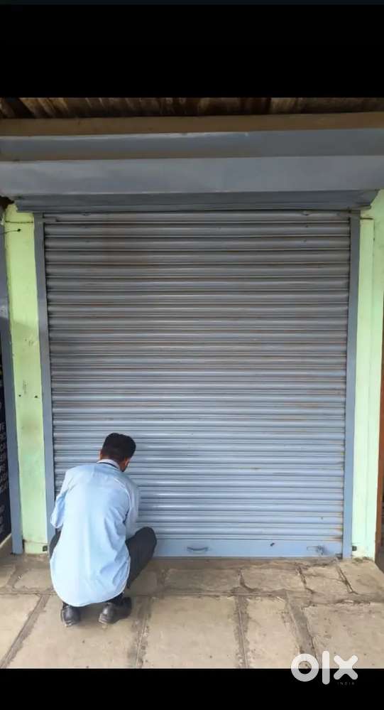 Shop For Rent