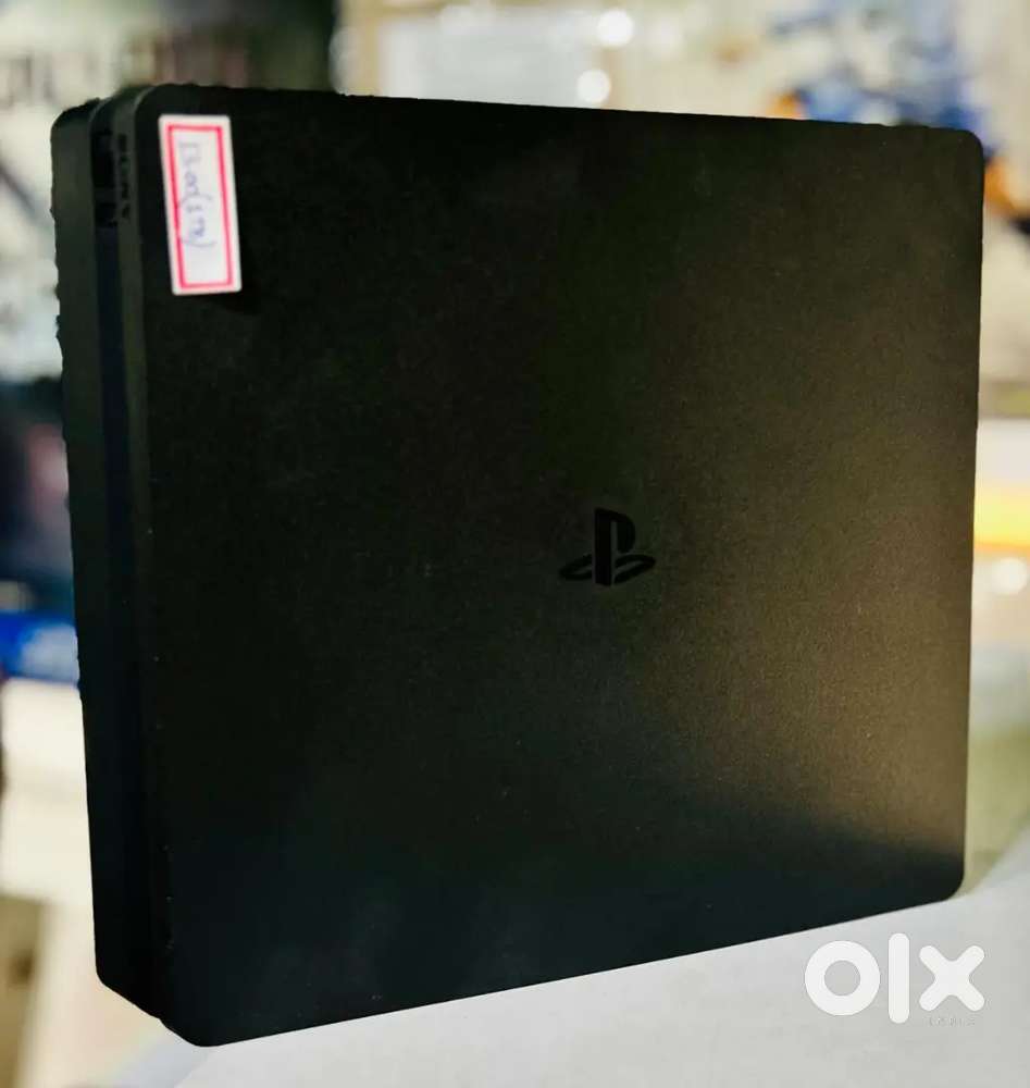 PlayStation 4 slim 1tb