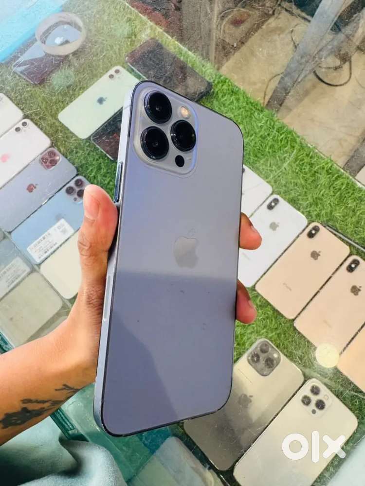 Iphone 13 pro max selling second hand model