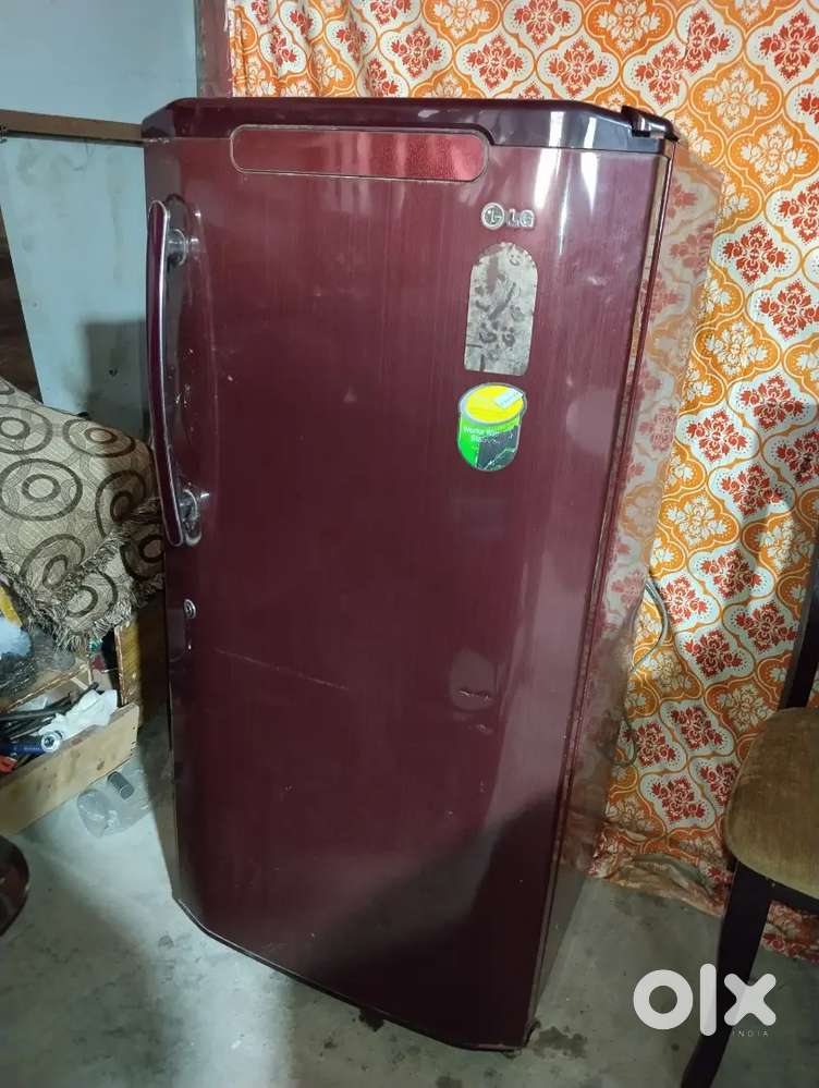 Lg 180 ltr fridge for sale like a good condition