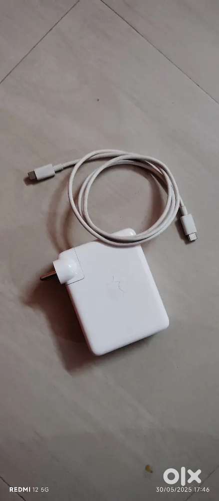 MacBook C- type charger