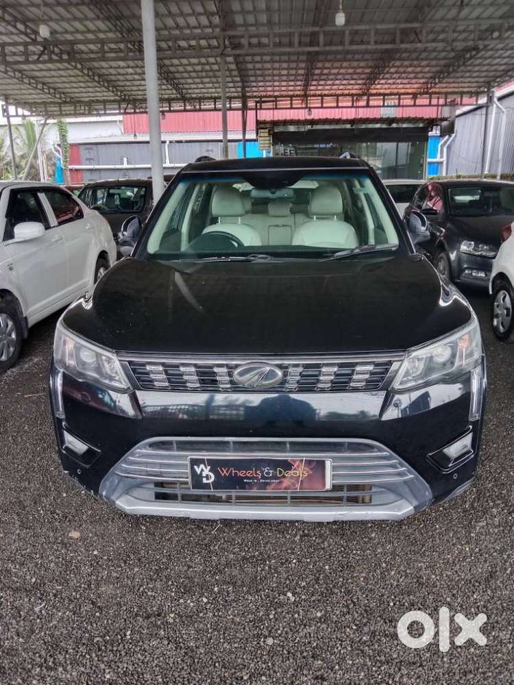 Mahindra XUV300 W8 Option Diesel, 2021, Diesel