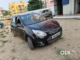 Ford Figo 1.2P Titanium MT, 2013, Diesel