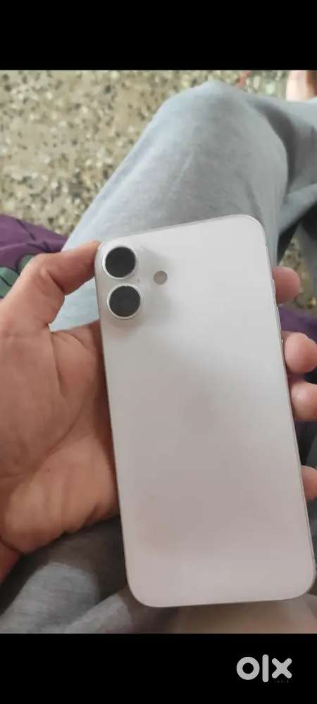 I phone 16 motherboard dead original hai sb khula nhi abhi tak