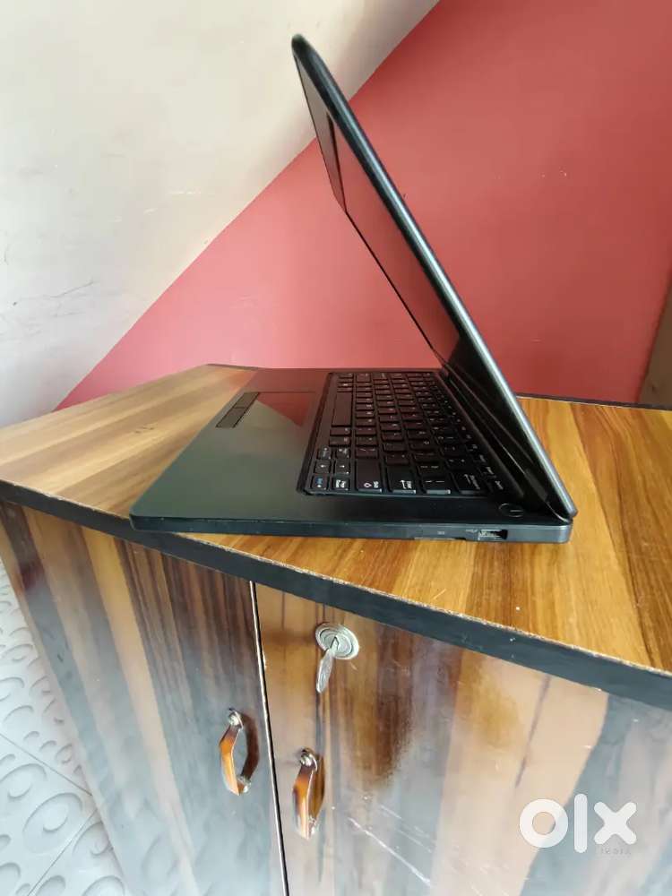 Laptop core i5 SSD 256Gb