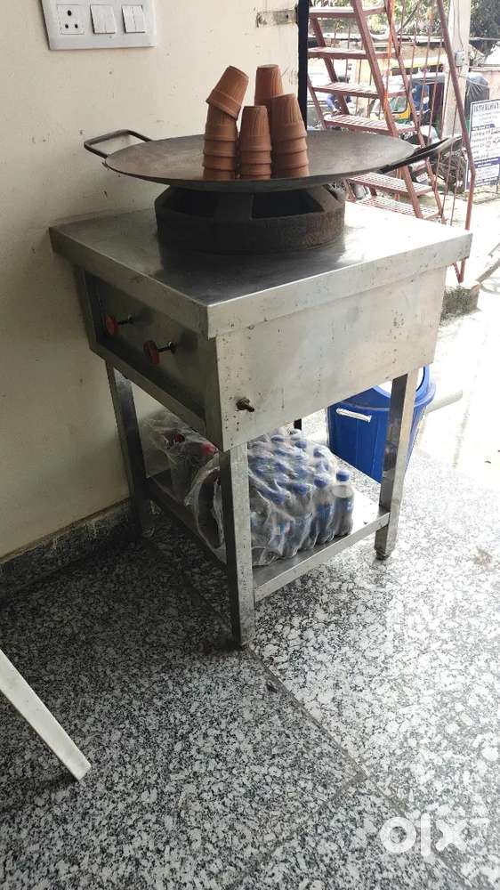 Restaurant set up