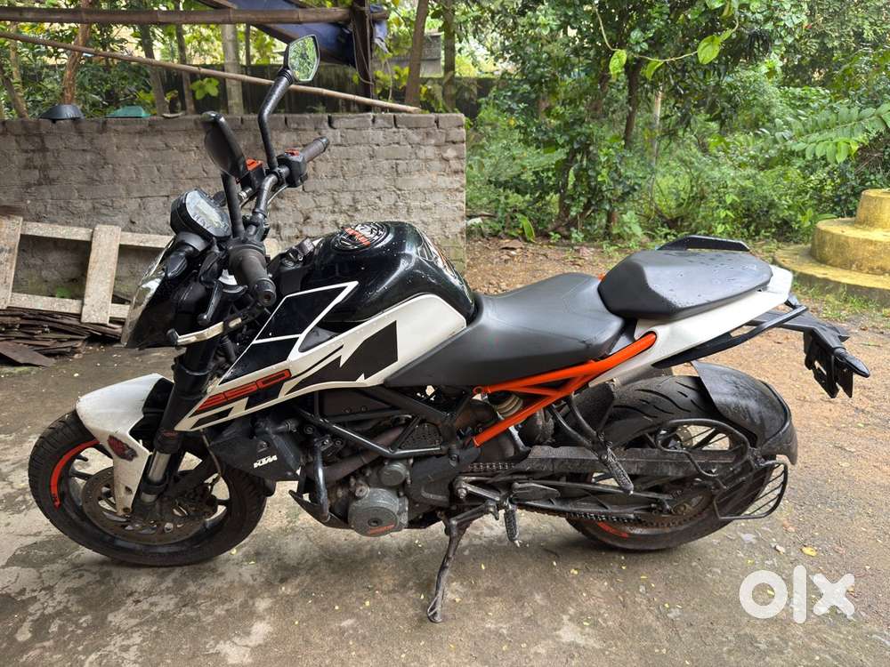 Ktm Duke 250 (2018) Excellent Condition  Single Owner Well Maintend