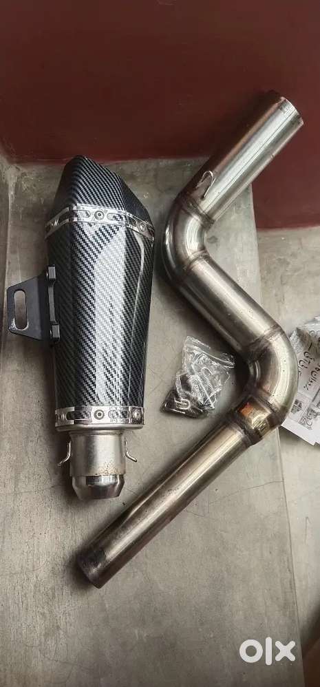 EXHAUST SYSTEM