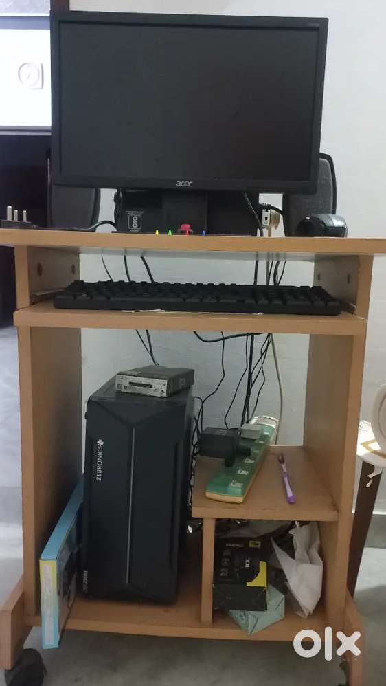 Gaming Computer Including Games