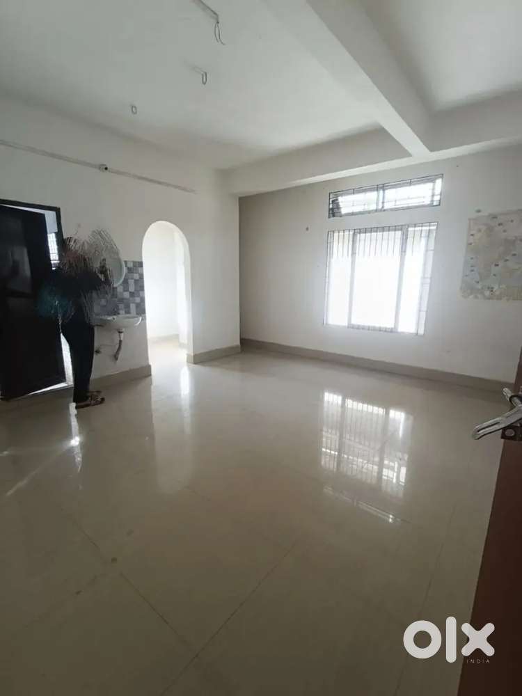 Couple friendly Single room available