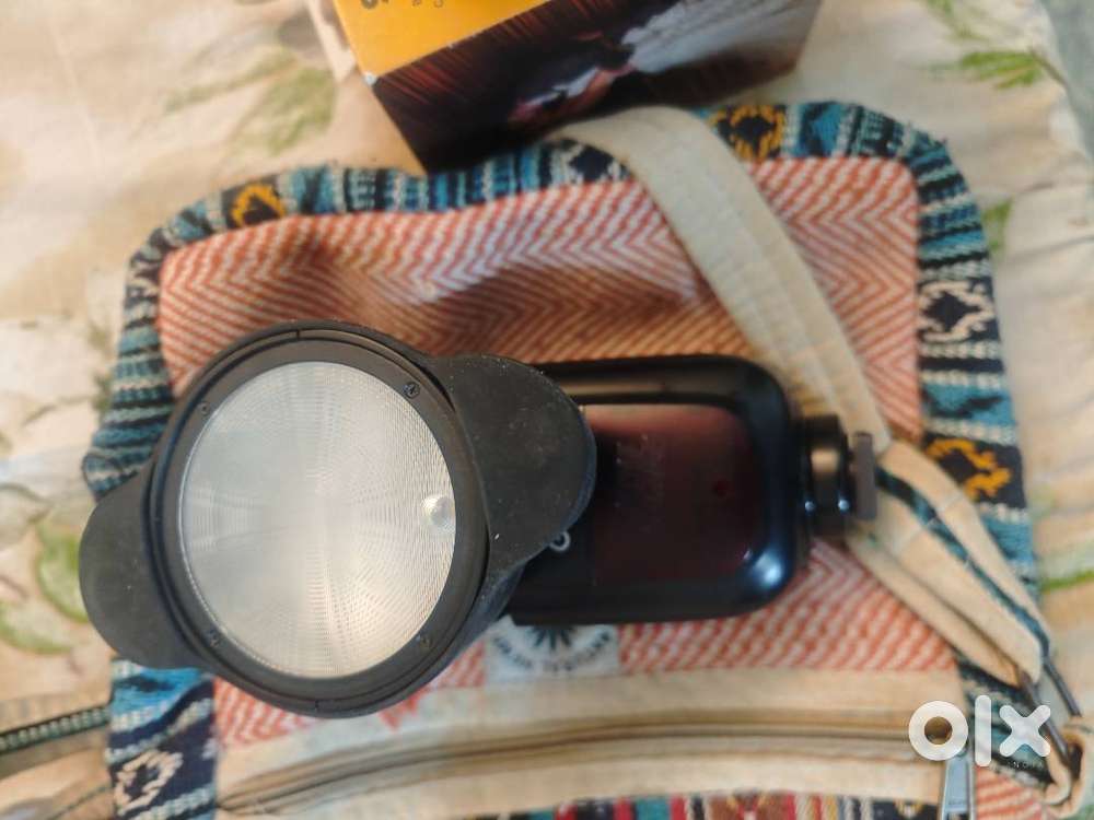 Godox V1 s Speedlite flash and x2t trigger for sony