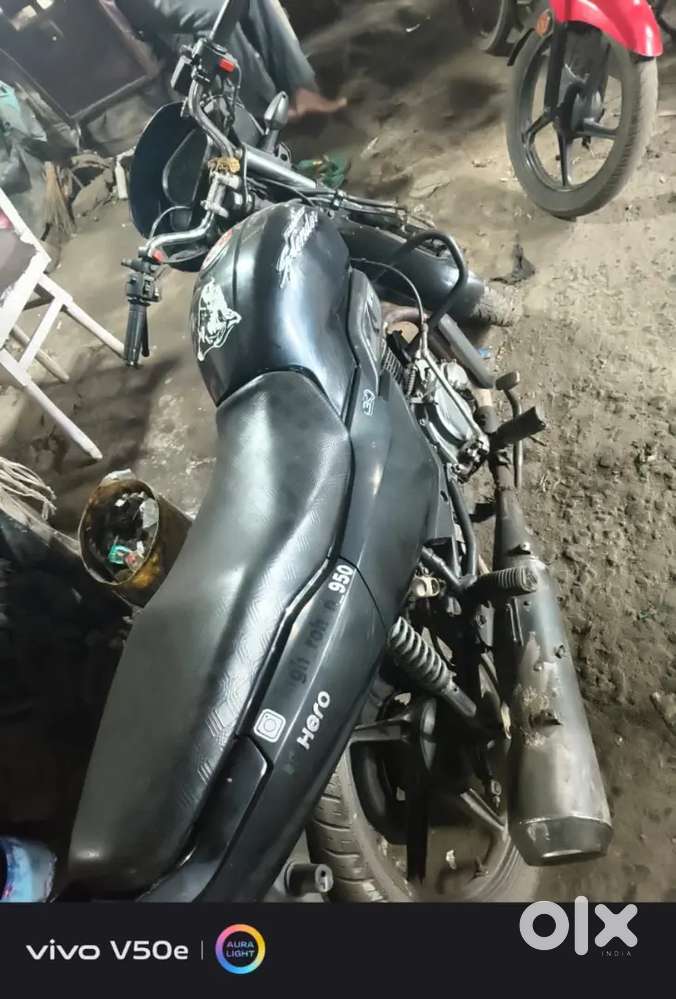 Super splendor BS6 2022 model