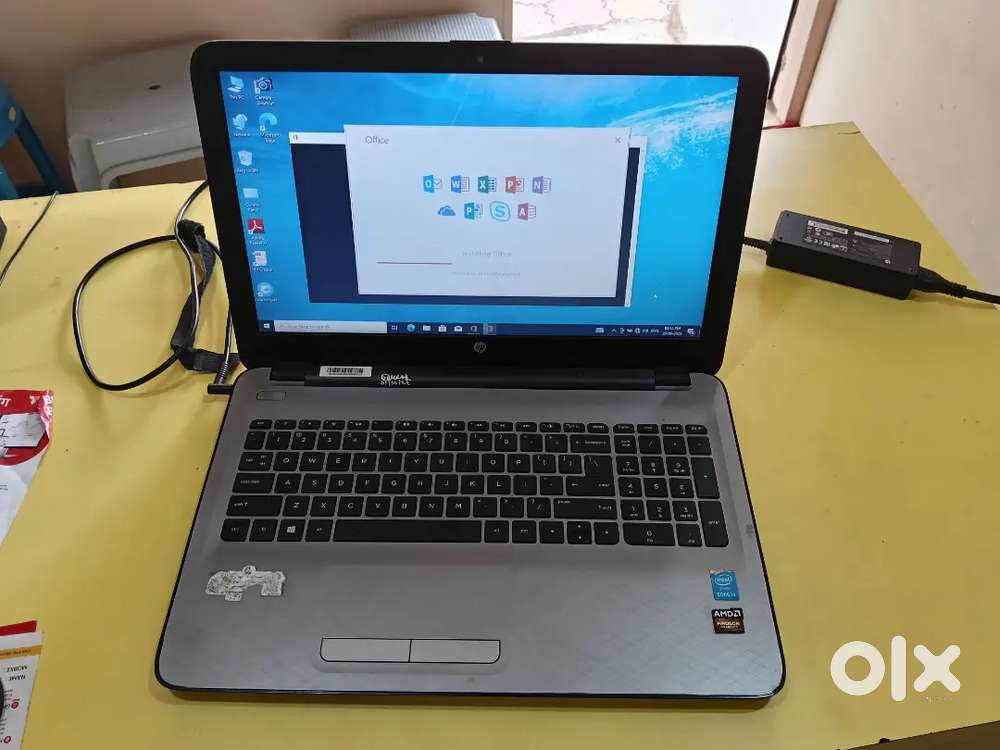 HP Laptop with 2GB Graphics