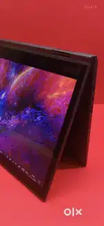 Lenovo ThinkPad X1 yoga 
CPU i7 8th gen 
Ram 16 GB 
SSD 256 GB