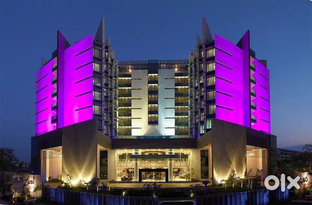 Job & Room: Fresher Waiter