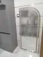 MIRROR AND KITCHEN SINK (18X24)