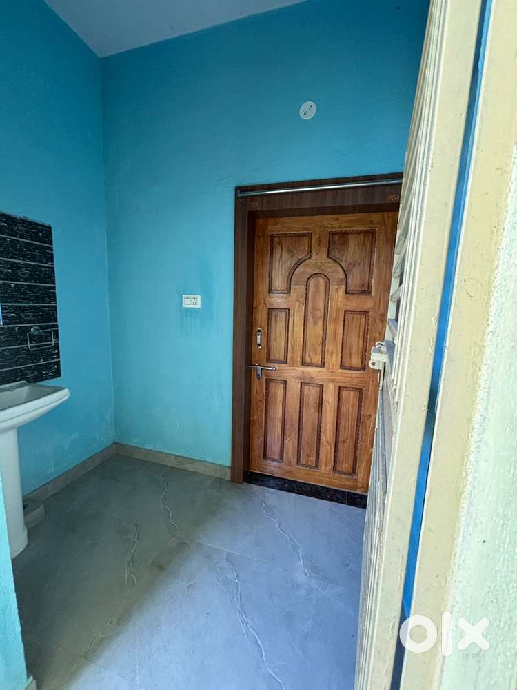 Well ventilated 2bhk at 1st floor