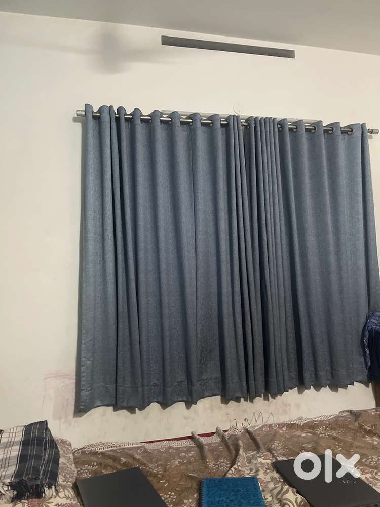 Curtain Fitter Helper