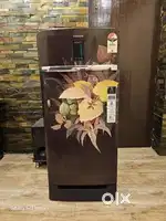 193 Litre SAMSUNG refrigerator available for sale