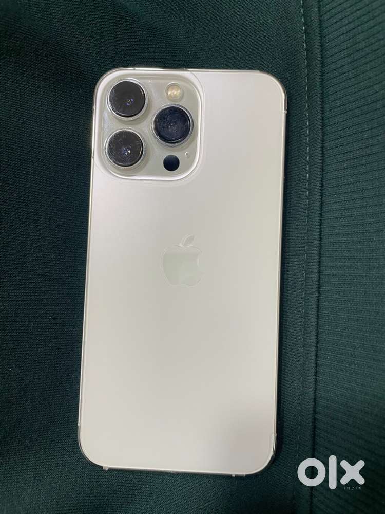 Iphone 13 pro 128 gb white colour 100% battery in demo condition