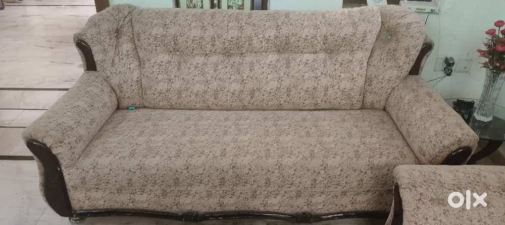 07 Seater Sofa Set