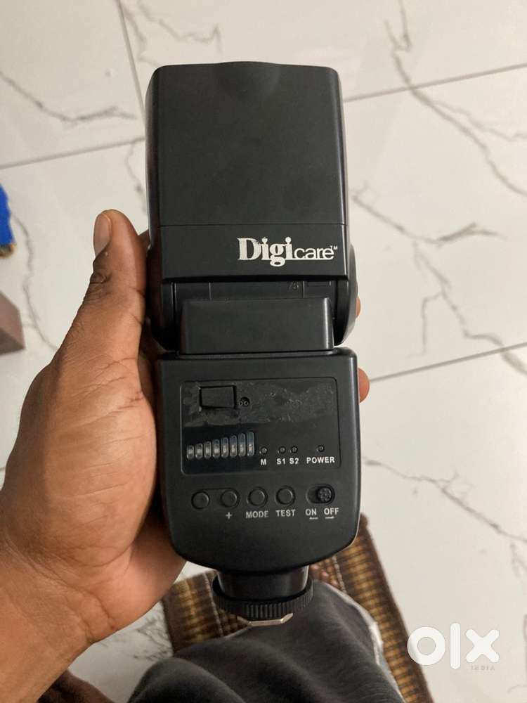 Flash light for DSLR