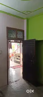 Good condition room available for rent