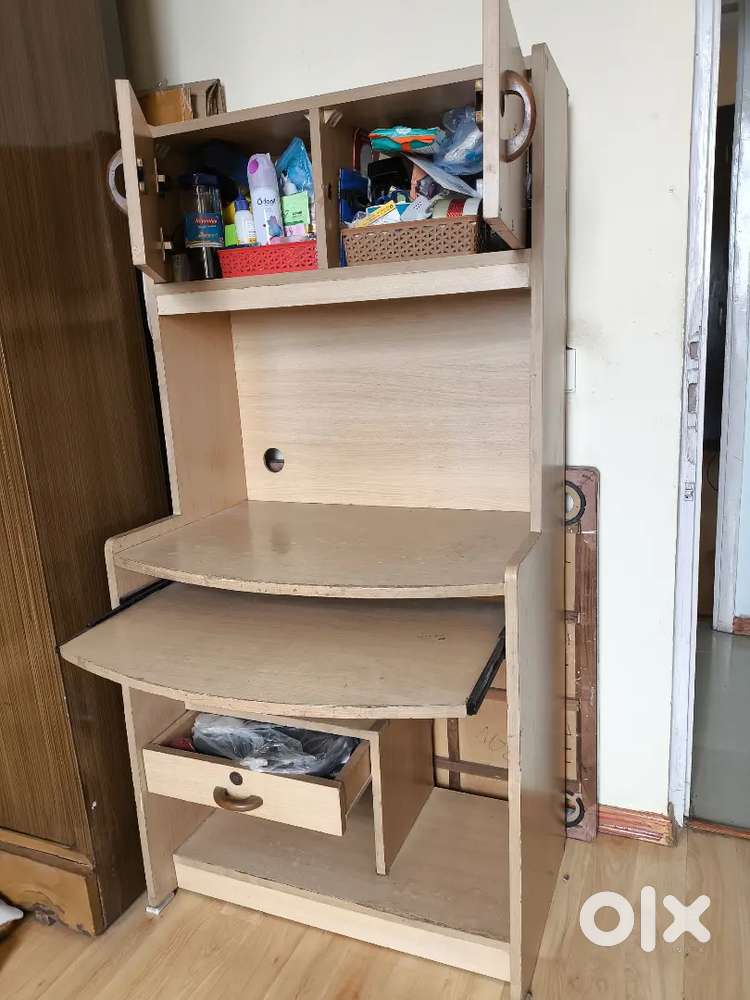 Computer/study table