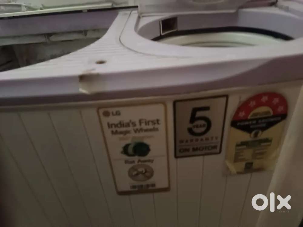 Semi automatic washing machine