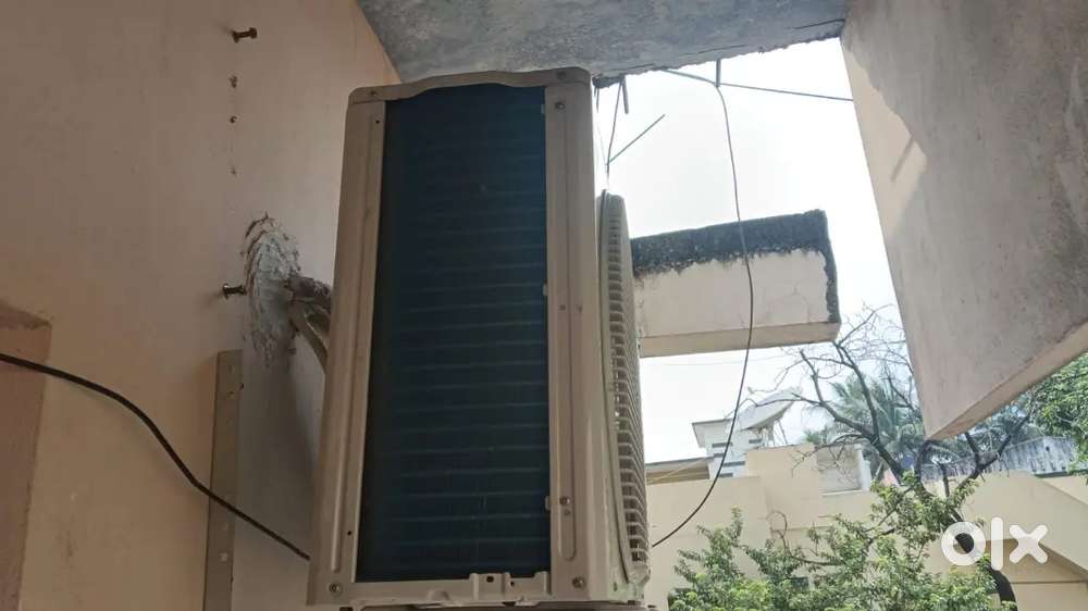 1.5 Ton AC blue star