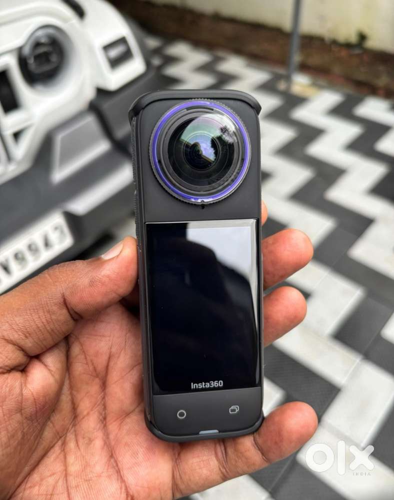 Insta 360 x4