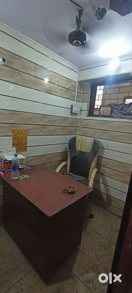 Office for rent in daryaganj