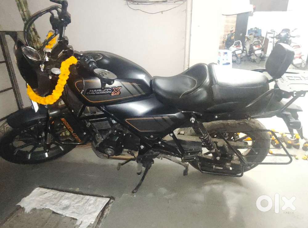 Selling Harley x440 with full accessories and fancy number