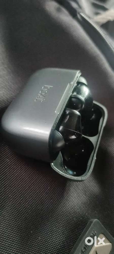 Boat earbuds