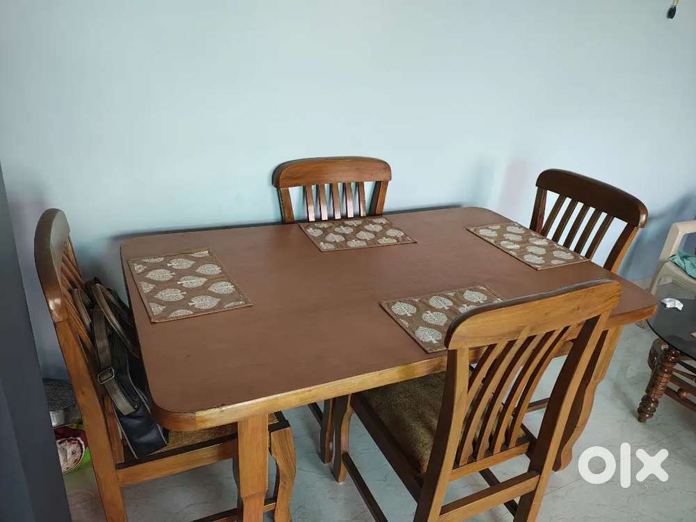 Dinning table