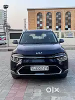 Kia Carens 2023 Petrol 5700 Km Driven