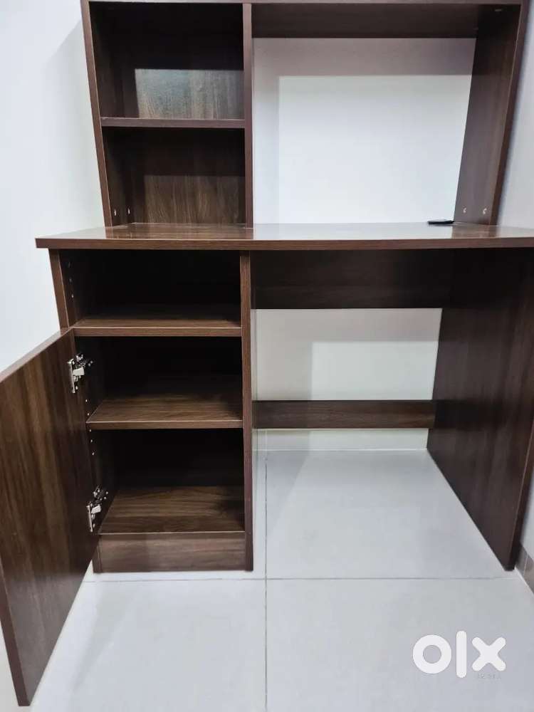 Study table computer table