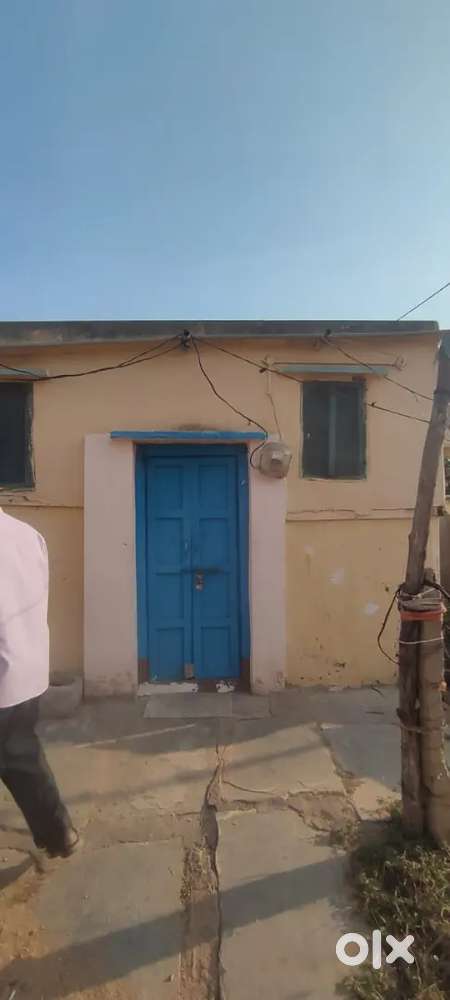 Sheet houserent 3000 2 mon adv near urdu school KLD road papmpt