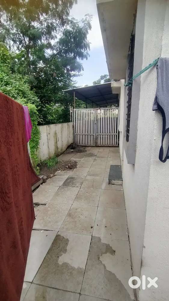 2 bhk flat ground floor